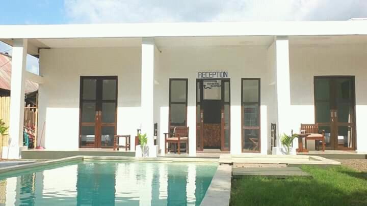 White Sands Resort Gili Trawangan Exterior photo